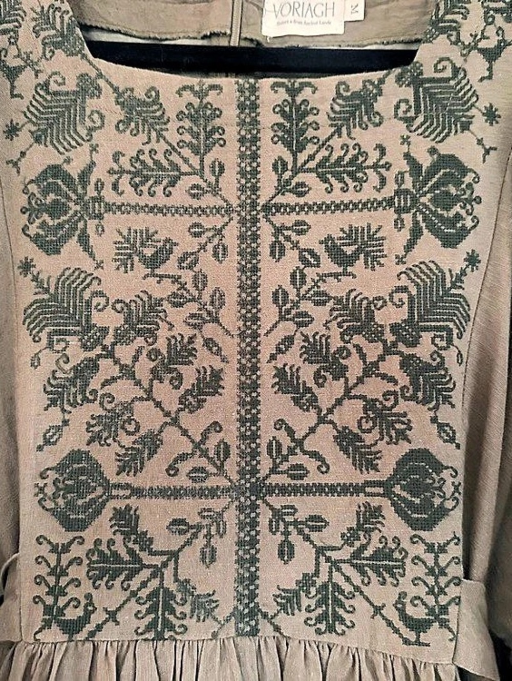 Voriagh "Mivilud" Embroidered Maxi Dress in green - Picture 7 of 13